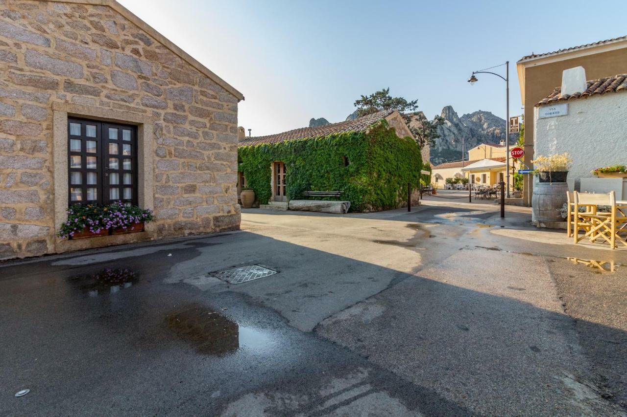 Petra Sarda San Pantaleo Exterior foto